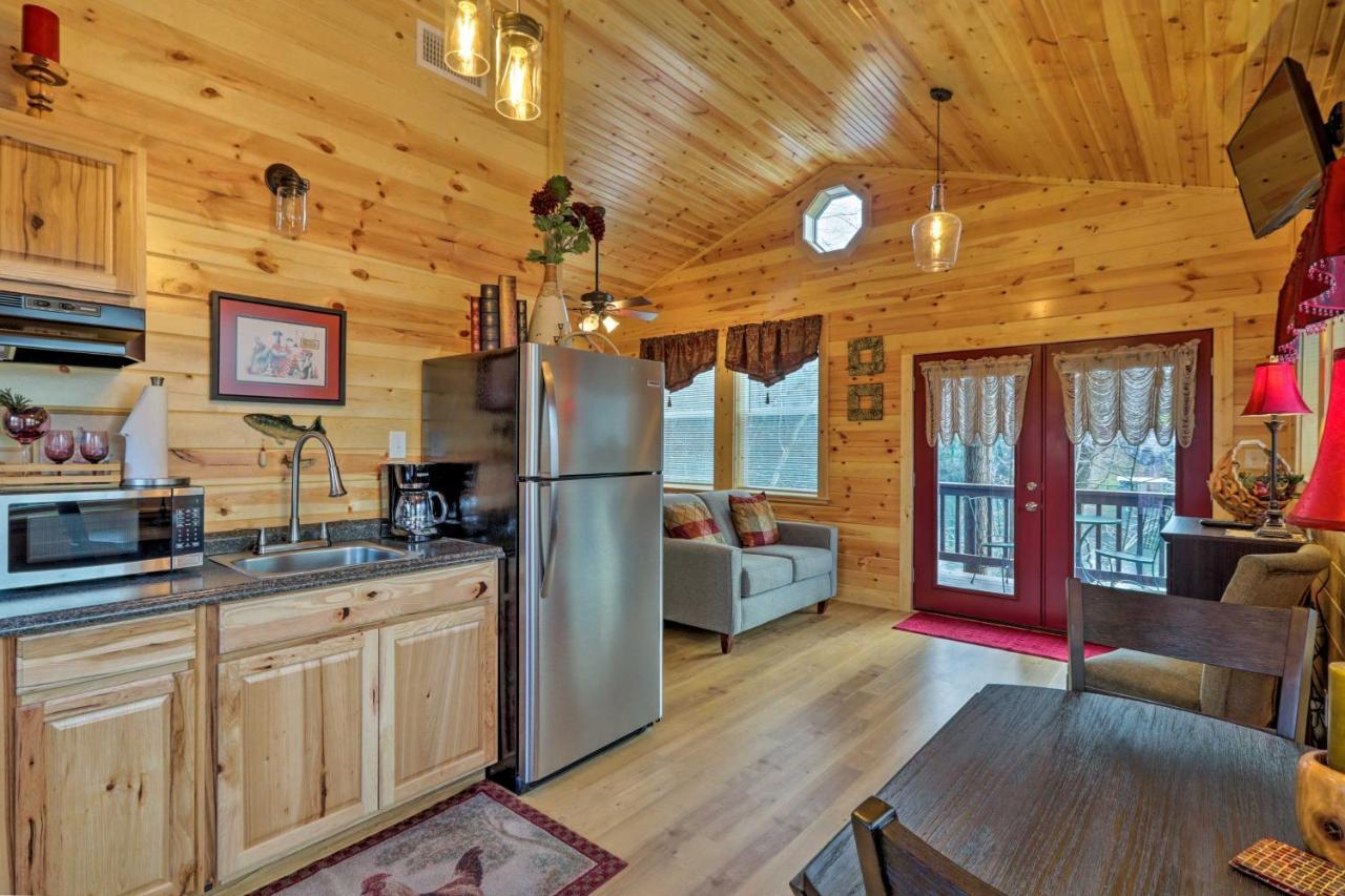 Cozy Heber Springs Cabin With Deck And Dock! 외부 사진